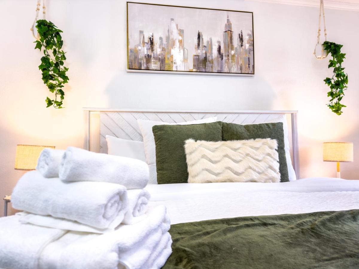 1K Bed Studio Apt With Shared Pool 02 Clearwater Bagian luar foto