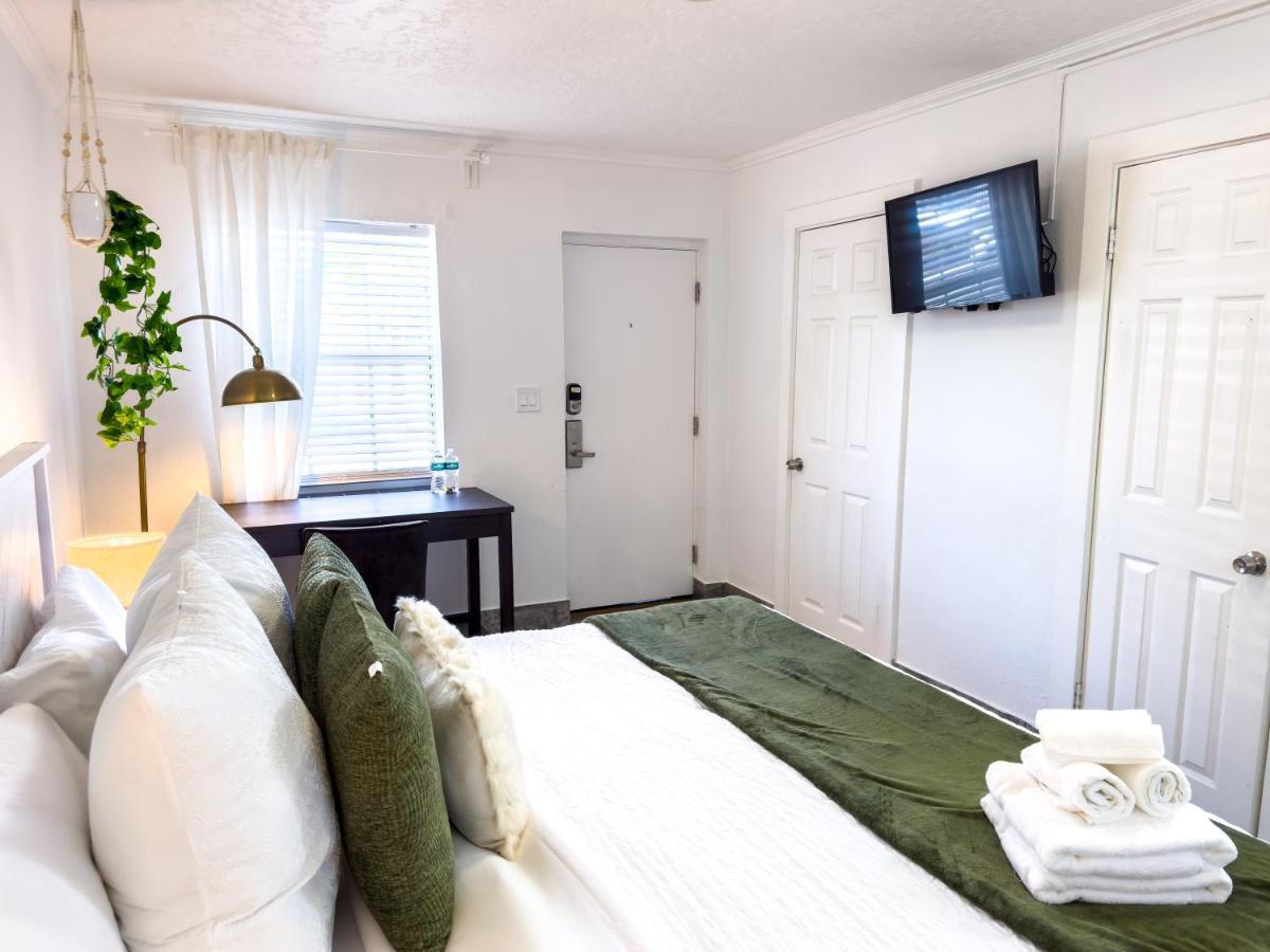1K Bed Studio Apt With Shared Pool 02 Clearwater Bagian luar foto
