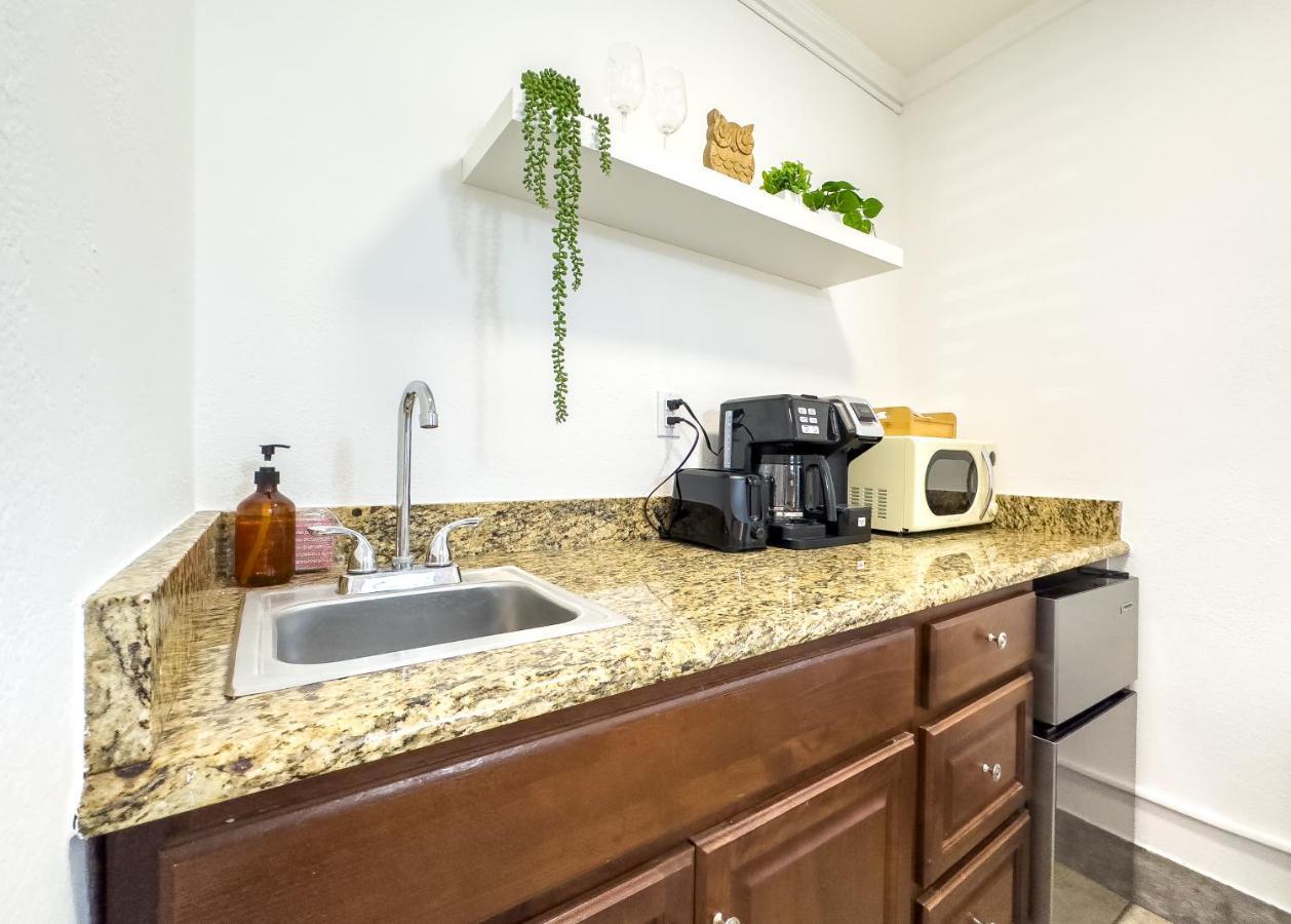 1K Bed Studio Apt With Shared Pool 02 Clearwater Bagian luar foto