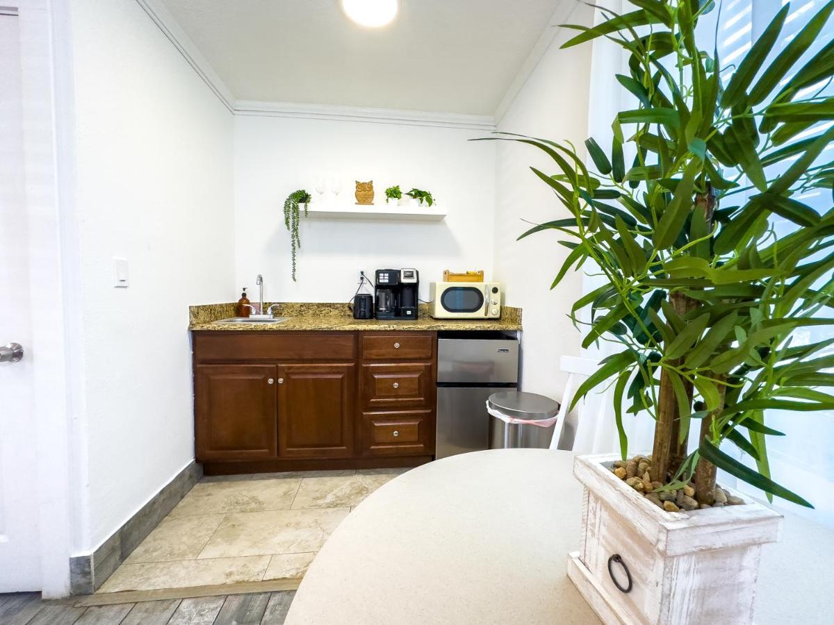 1K Bed Studio Apt With Shared Pool 02 Clearwater Bagian luar foto